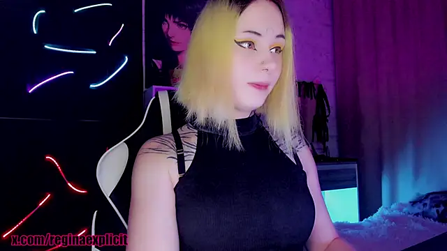 Snapshot of snake__bites chatting on October 2, 9:18 pm snake bites online show from October 2, 9:18 pm