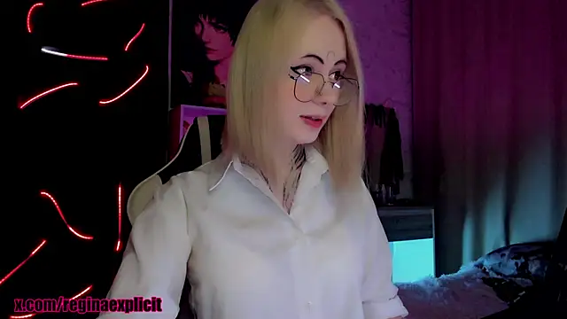 snake  bites online show from January 13, 12:04 am