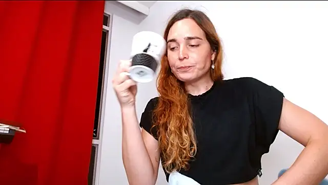 Catnessa online show from February 6, 1:12 am