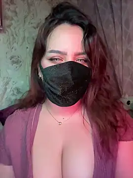 Snapshot of AMBER_SEXY99 chatting on June 16, 12:43 am AMBER SEXY99 online show from June 16, 12:43 am
