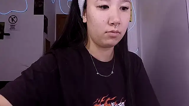 Japabaixinha online show from April 20, 2:29 pm