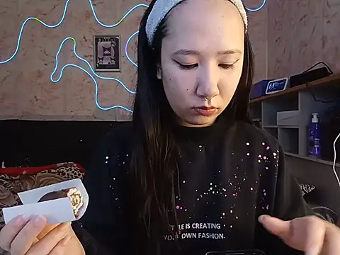 Japabaixinha online show from July 1, 11:54 am