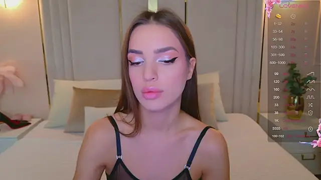 BellaHalles online show from November 15, 6:17 am