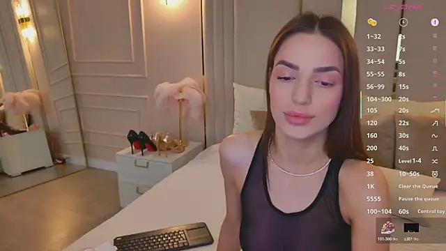 BellaHalles online show from March 1, 5:51 am