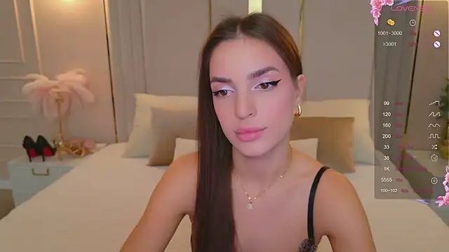 BellaHalles online show from October 17, 7:00 am