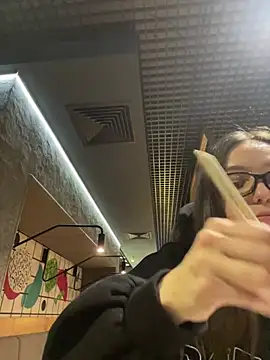 Snapshot of Jinna_milli chatting on February 25, 4:04 pm Jinna milli online show from February 25, 4:04 pm