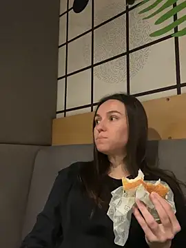 Snapshot of Jinna_milli chatting on March 19, 9:48 pm Jinna milli online show from March 19, 9:48 pm