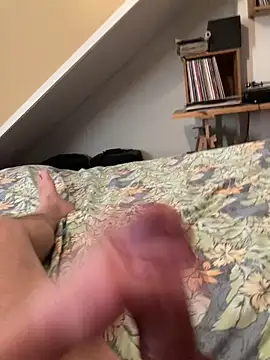 LivingLegend1978 online show from March 1, 1:51 pm