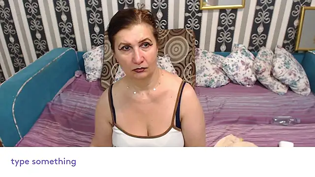 JennaMature online show from March 22, 5:06 am