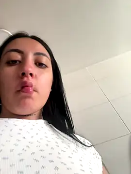 keilelewis online show from November 26, 3:45 pm