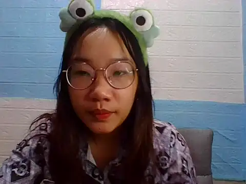 Nanoko online show from November 17, 4:33 pm