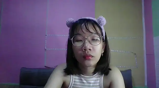 Nanoko online show from December 9, 9:28 am