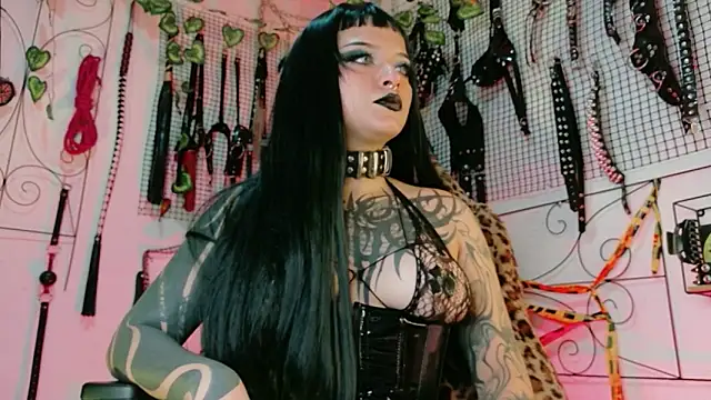 Snapshot of Agatha_BDSM chatting on April 30, 8:57 pm Agatha BDSM online show from April 30, 8:57 pm