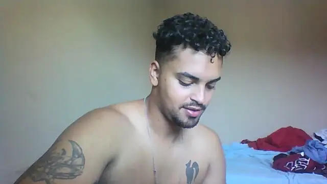 Xcumshot33 online show from December 16, 1:48 pm