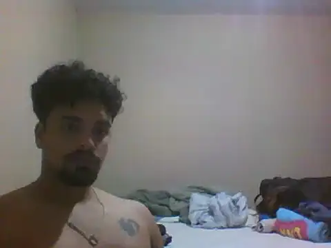Snapshot of Xcumshot33 chatting on December 19, 3:51 am Xcumshot33 online show from December 19, 3:51 am