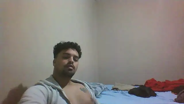 Snapshot of Xcumshot33 chatting on September 17, 4:25 am Xcumshot33 online show from September 17, 4:25 am