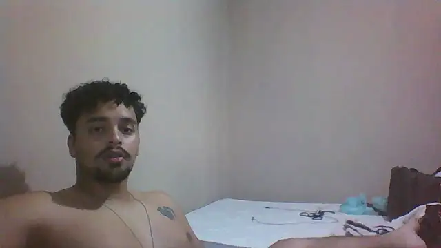 Snapshot of Xcumshot33 chatting on October 7, 7:48 pm Xcumshot33 online show from October 7, 7:48 pm