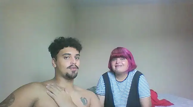 Snapshot of Xcumshot33 chatting on January 13, 6:38 pm Xcumshot33 online show from January 13, 6:38 pm