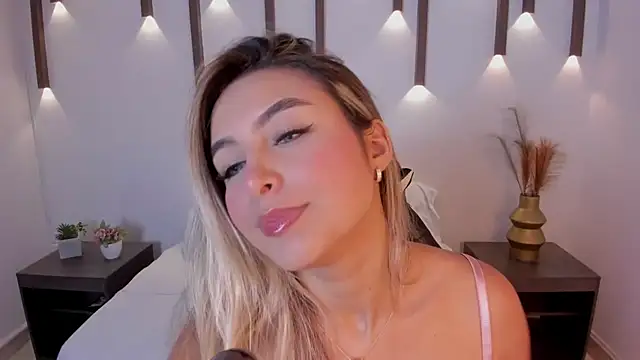 bella1207 online show from November 13, 2:37 am