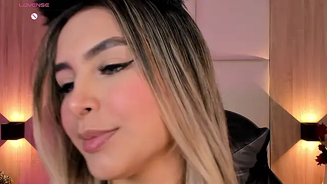 bella1207 online show from October 21, 7:24 pm