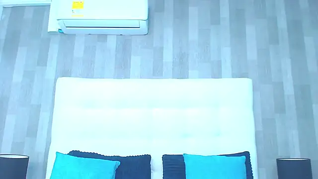 LeahMillerr online show from March 22, 11:12 am