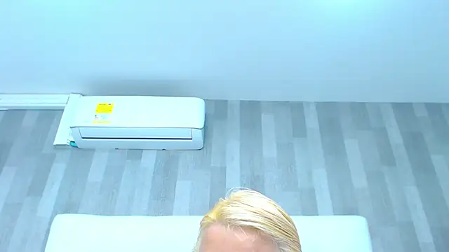 Snapshot of LeahMillerr chatting on February 19, 12:57 pm LeahMillerr online show from February 19, 12:57 pm