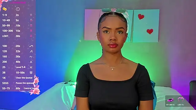 Snapshot of EmmaSmith06 chatting on November 19, 5:24 pm EmmaSmith06 online show from November 19, 5:24 pm