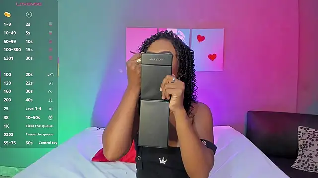EmmaSmith06 online show from September 22, 5:19 pm