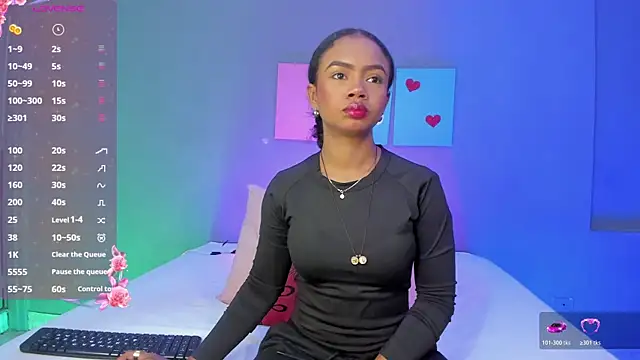 Snapshot of EmmaSmith06 chatting on November 6, 5:06 pm EmmaSmith06 online show from November 6, 5:06 pm