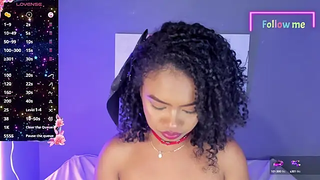 EmmaSmith06 online show from March 18, 1:13 am