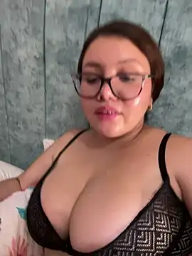 Snapshot of solecito_22 chatting on February 7, 3:01 am solecito 22 online show from February 7, 3:01 am