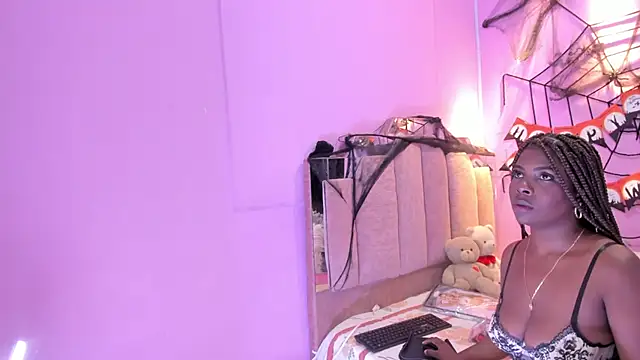 LoveQueen2 online show from October 22, 11:42 am