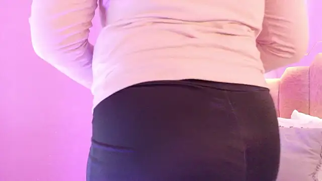 LoveQueen2 online show from March 4, 11:51 am