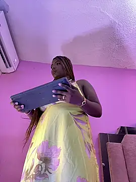 LoveQueen2 online show from July 13, 12:04 pm