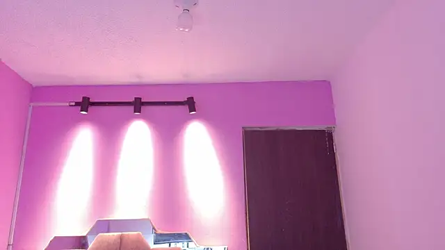 LoveQueen2 online show from May 11, 11:44 am