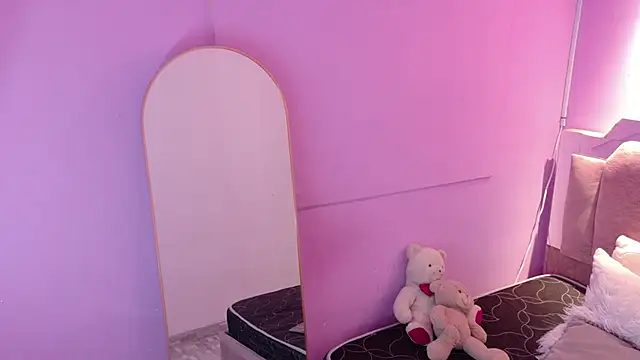 LoveQueen2 online show from March 29, 11:56 am