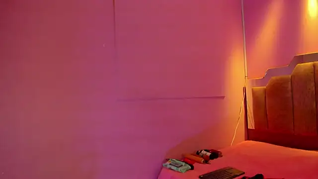 LoveQueen2 online show from February 7, 12:02 pm