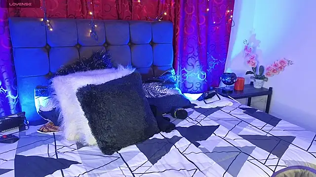 Majuu   online show from October 29, 11:42 am