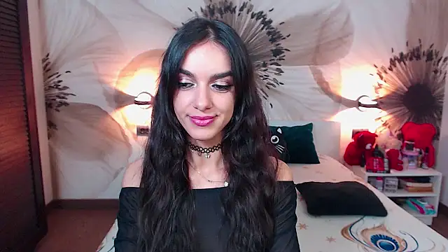 Snapshot of KatherineBisou chatting on November 6, 9:19 pm KatherineBisou online show from November 6, 9:19 pm