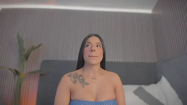 emelie 89 online show from March 12, 12:09 pm