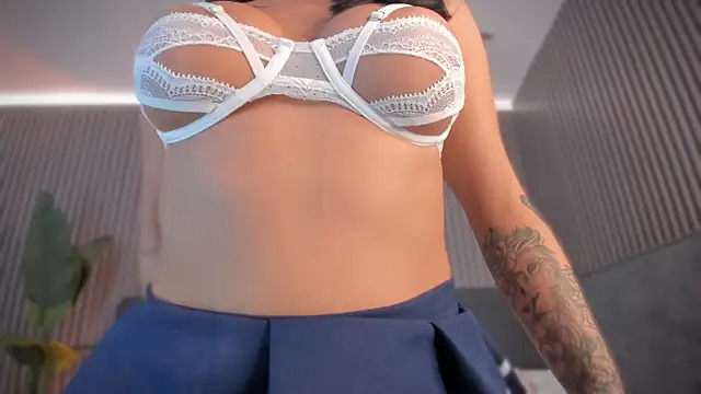 emelie 89 online show from March 28, 12:28 pm