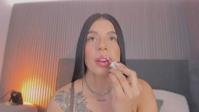 emelie 89 online show from February 12, 12:38 pm