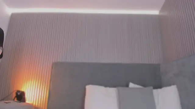 emelie 89 online show from February 10, 12:26 pm