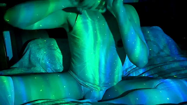 CloudyBoy Toy online show from March 4, 5:45 pm