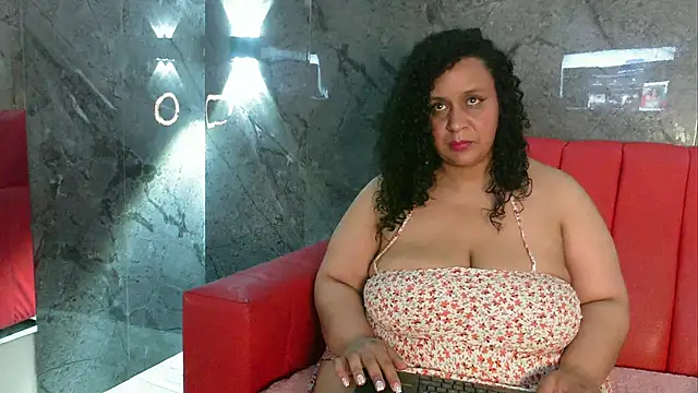 Danielaa a online show from November 17, 1:53 am