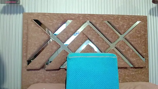 Snapshot of Danielaa_a chatting on July 3, 11:44 pm Danielaa a online show from July 3, 11:44 pm