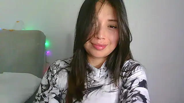 katherodriguezx online show from April 23, 10:11 pm