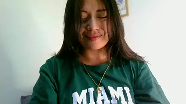 katherodriguezx online show from February 24, 9:15 pm