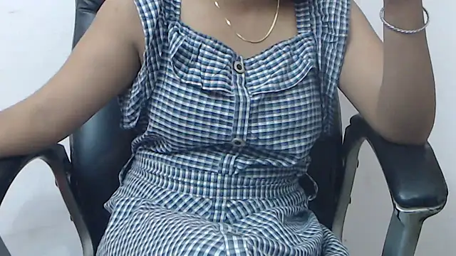 Snapshot of wildbabes chatting on February 25, 4:35 pm wildbabes online show from February 25, 4:35 pm