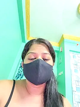 Monalisa Singh online show from May 21, 7:33 pm